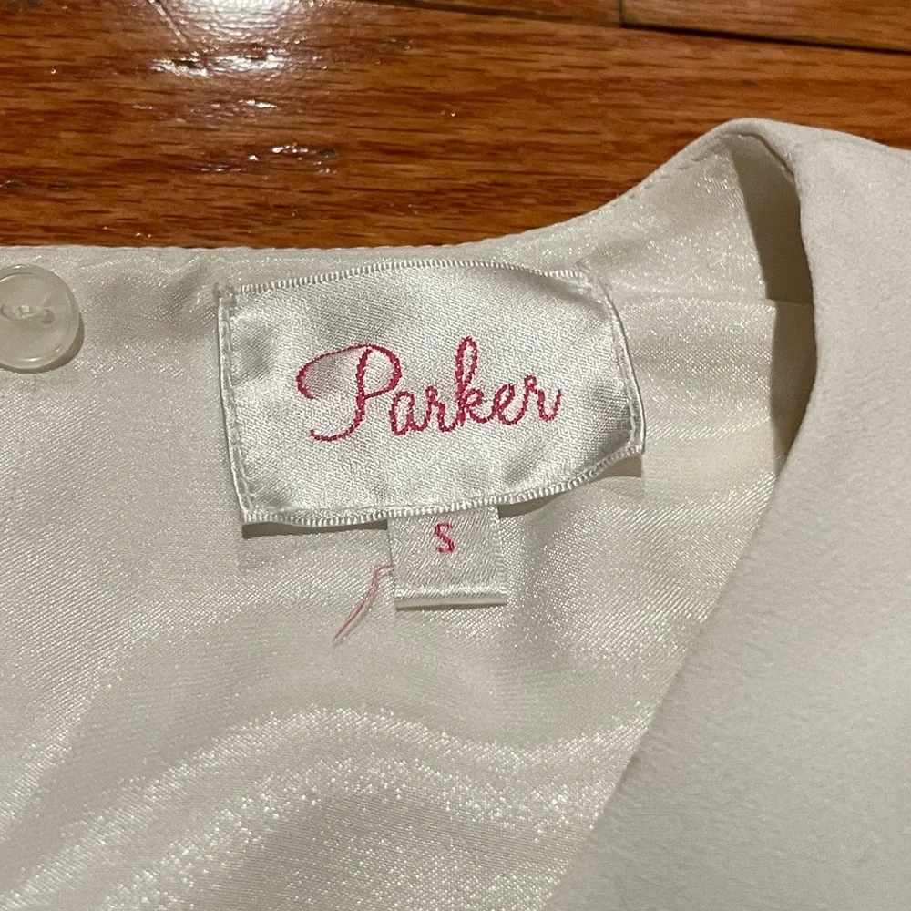 Parker White romper - Picture 3 of 3